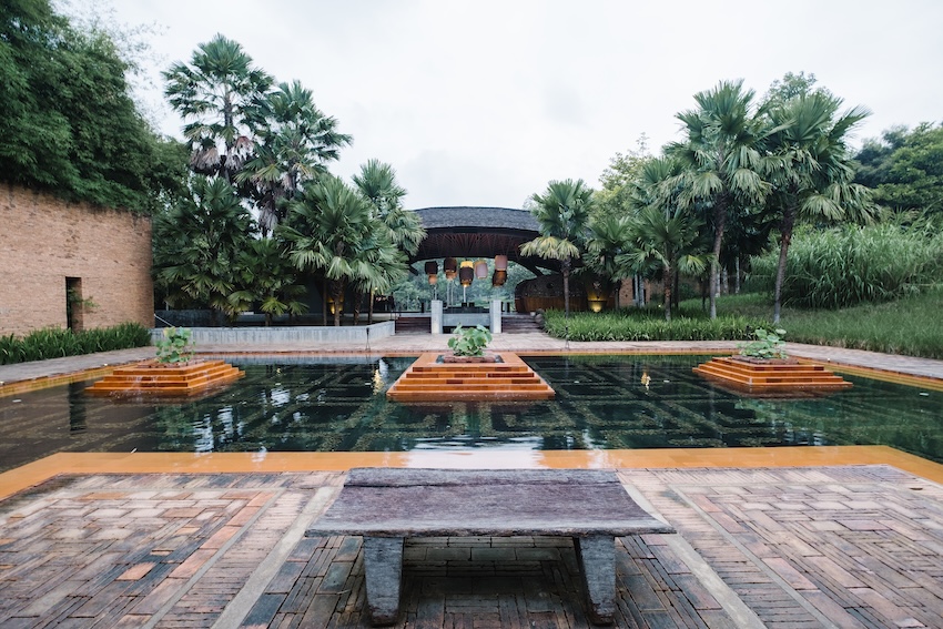 Zen Gardens and Courtyards